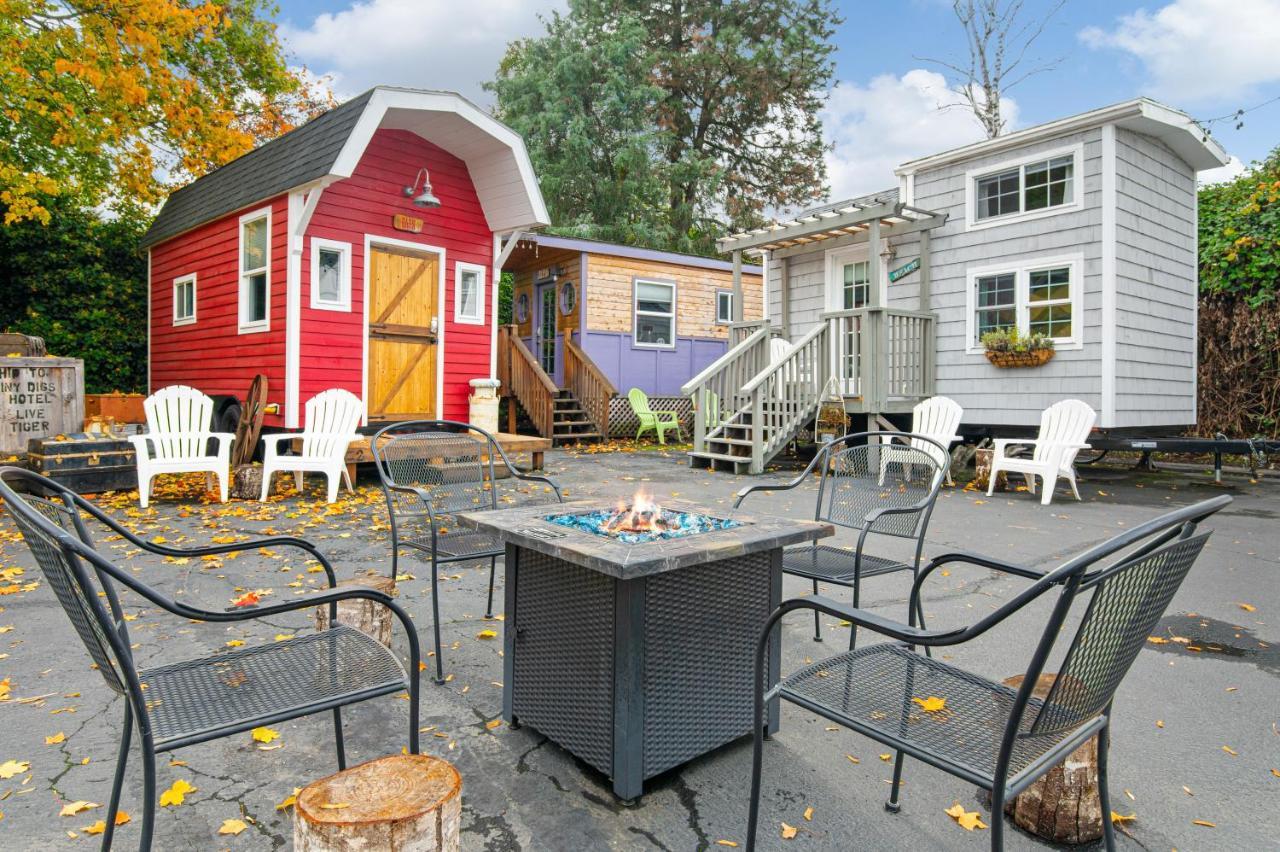 Tiny Digs - Of Tiny Portland