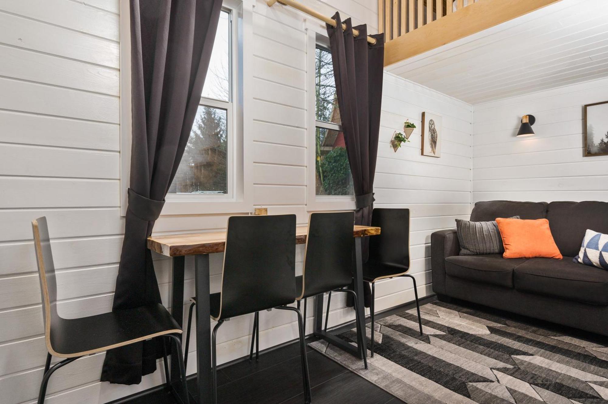 Tiny Digs - Of Tiny Hotel