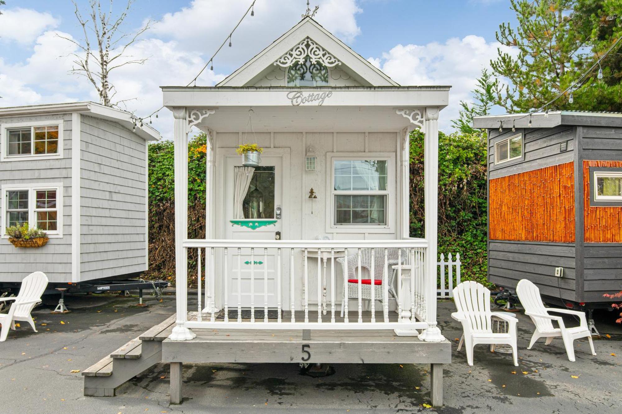 Tiny Digs - Of Tiny 2* Portland