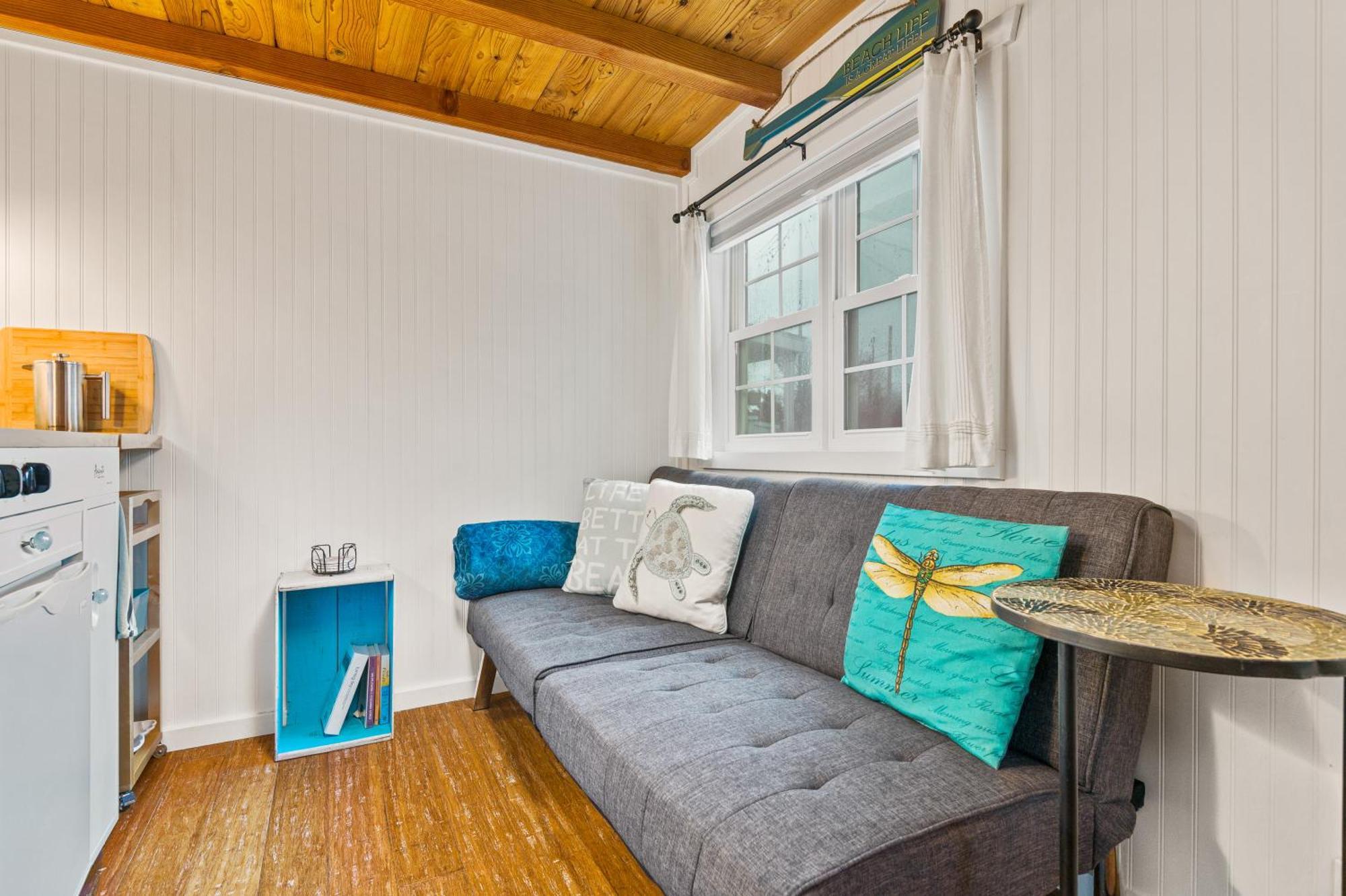 Tiny Digs - Of Tiny Hotel Portland
