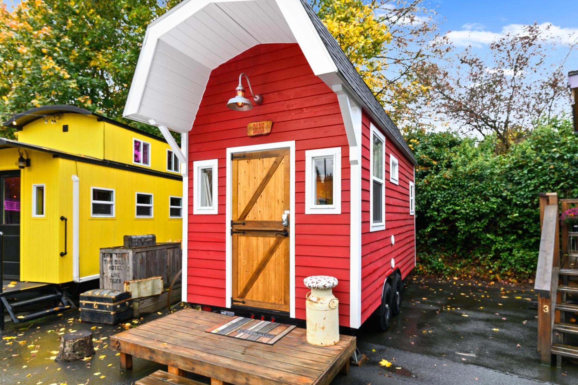Tiny Digs - Of Tiny Hotel